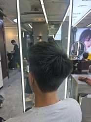 -藤野造型烫发染发