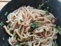 秘制干拌粉-家烧面馆【南山路知名经典面食】