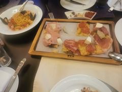 -卡佩罗意大利餐厅及酒吧Al Cappello Trattoria