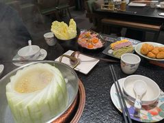 -得意咚瓜·顺德鱼生·冬瓜火锅(深圳首店)