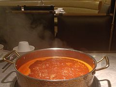 -野山舂·贵州现舂酸汤牛肉(民生路店)