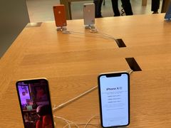 -Apple零售店(华贸购物中心店)