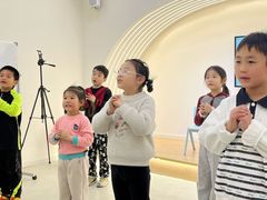 -蓝话筒·少儿成人演讲口才·主持朗诵·戏剧表演(大华第一坊店)