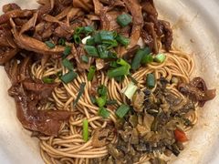 笋干干挑面-佬钱湾仔(衣裳街店)