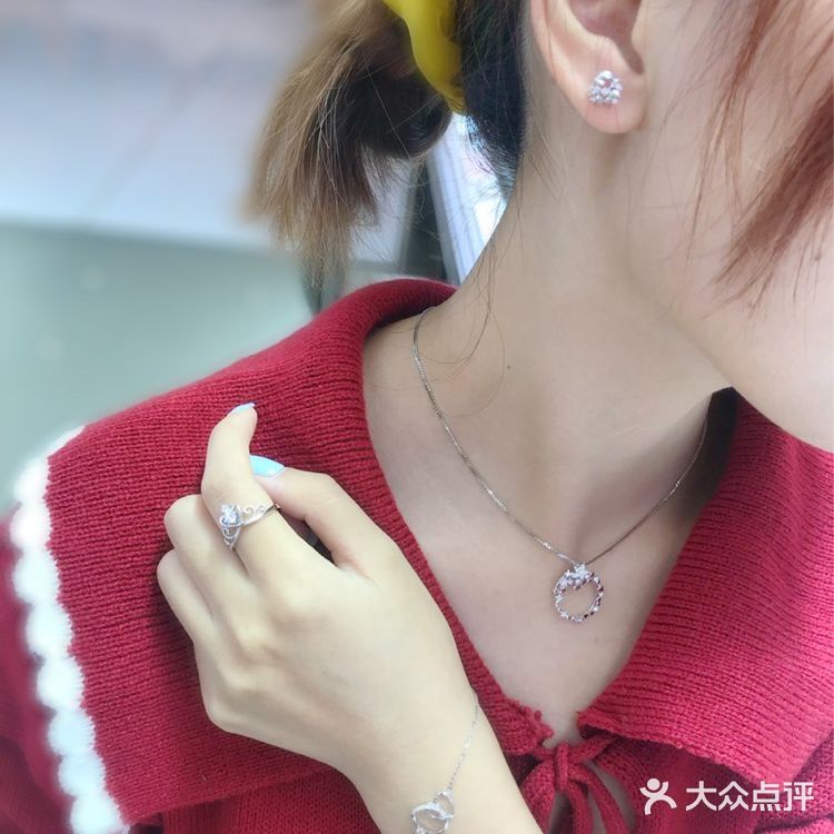 佛山六福珠宝✨尽显高端奢华