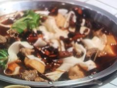 -晓彭肥肠鸡·泡椒鸡火锅(水木天地店)