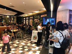 等位区-周沫西餐(漫广场店)