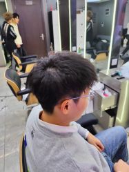 -藤野造型烫发染发