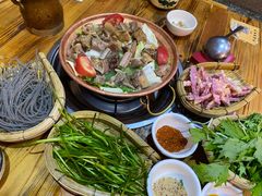 -阿婆情腊排骨火锅(金虹路店)