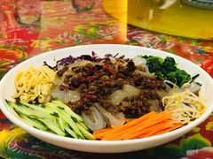 -闯关东东北农家菜(崂山石老人店)