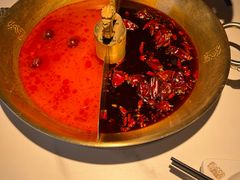 -小龙翻大江文化火锅(宽窄店)