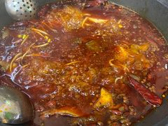 -赵美丽·重庆社区火锅·直营店(火车东站·中豪国际店)