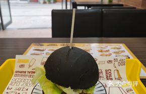 Double Cheeseburger