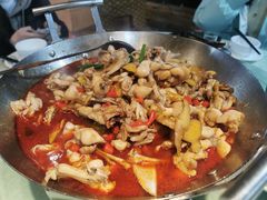 -昱龙大盆牛蛙馆(三兴街总店)