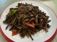 -天天向上素食餐厅(五台山店)