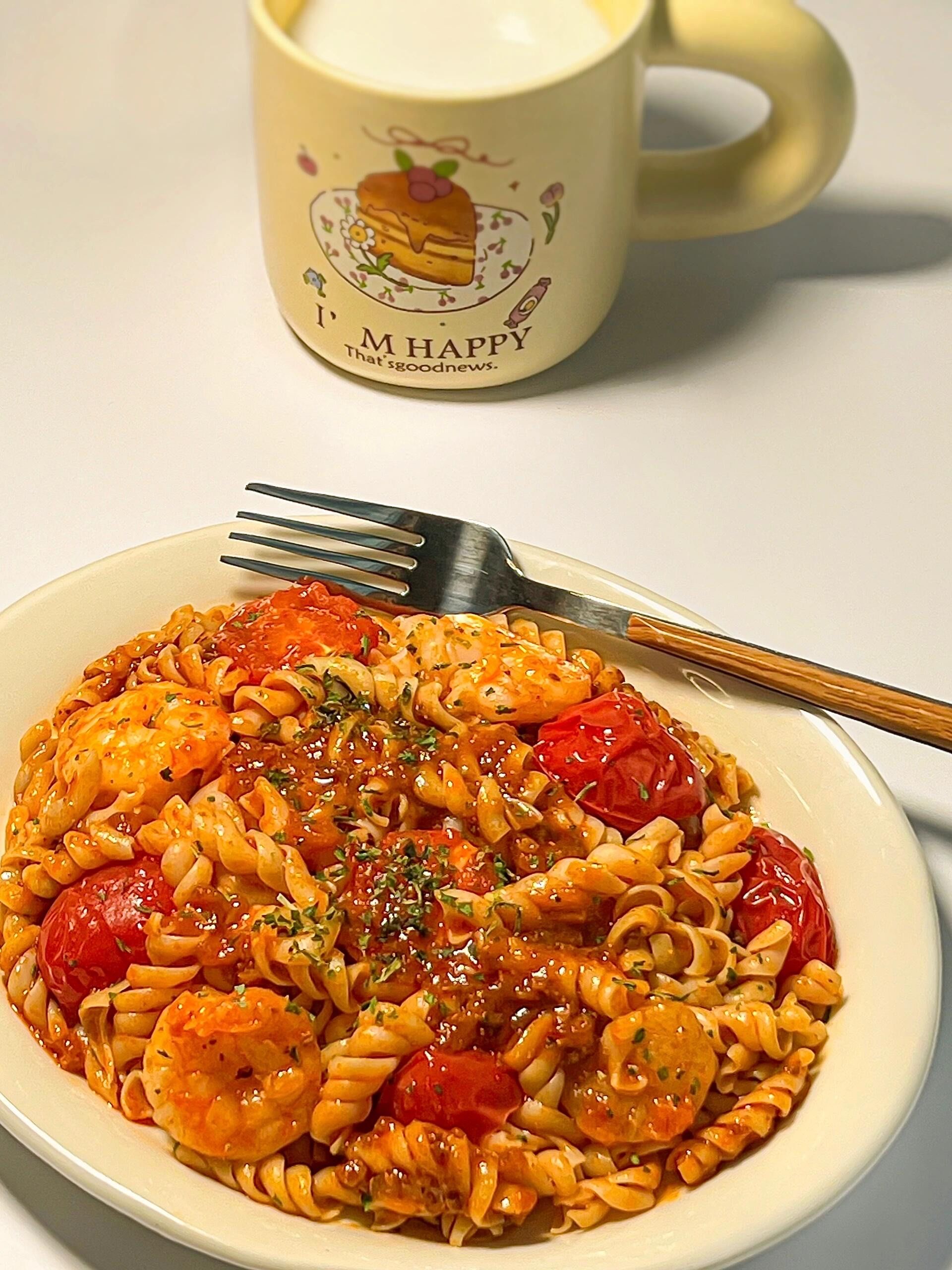 一人食|我的幸福晚餐·͜·♡ 番茄虾仁意面