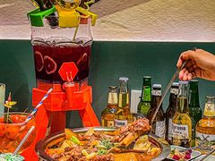 -街角等你.大连海鲜烧烤.经典铁板海鲜串(西安路店)