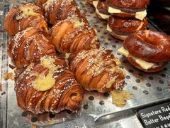 -BUTTERFUL&CREAMOROUS 黄油与面包(三里屯太古里店)