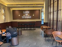 -瑞幸咖啡(江汉路中山大道店)