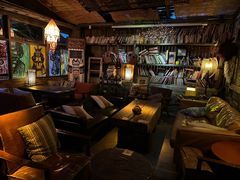 -城墙外BAR