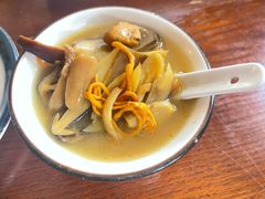 -宣威山野人家·云南菜·菌火锅(金碧店)