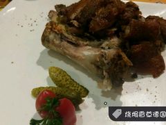 -绿茵阁(体育西分店)