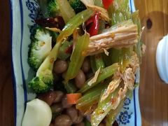 素拼-东关吉祥西安腊汁肉夹馍(健德门店)