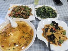 -芳芳餐厅(白沙路店)