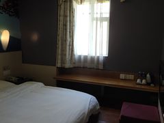 -文星酒店(广州北京路步行街海珠广场地铁站店)
