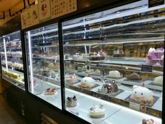 面包甜点陈列柜-多乐之日(和平伊势丹店)