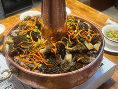 -乡土特色.冷锅鱼.牦牛肉汤锅