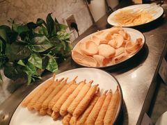 -川骄海鲜自助(王府井奥莱UP TOWN店原世界之花店)