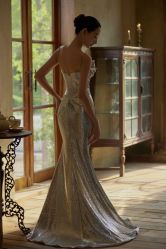 -Color卡诺婚纱礼服馆(南京严选店)