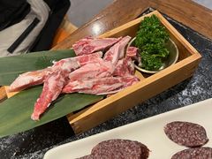 吃橡果黑豚肋条-九田家黑牛烤肉料理(太阳城店)