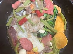 -万记麻辣烫国展总店