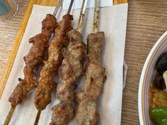 -歹歹的加个面过油肉拌面
