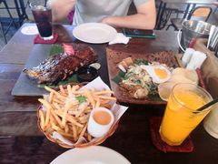 -Naughty Nuri’s Phuket