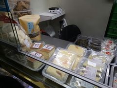 -上海虹口糕团(福州路店)