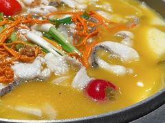 -山城外·非遗酸菜鱼(蜀都万达店)