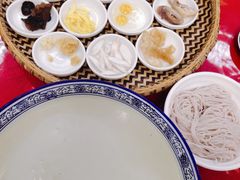 -香麒园·过桥米线·南湖雅宴