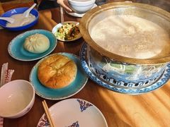 -蒙亨·手把肉·蒙古包文化主题餐厅(天恒广场店)