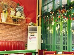 -玛格萝妮比萨屋(陆家浜路店)