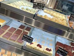 面包甜点陈列柜-陶源劵村(苏宁广场店)