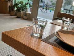 靠窗位-小满Grainkitchen(滨江商业广场店)