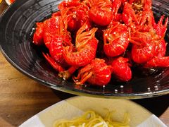 -聚汇三少·龙虾·中餐厅(莫邪路新天地店)