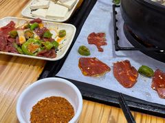 -菌之家·专业纯野生菌火锅·特色炒菌