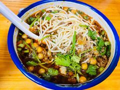 金牌杂酱面-胖胖板凳面