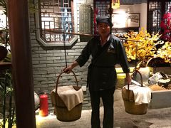 -老湖南民间菜·牛肉十八炒(花都店)