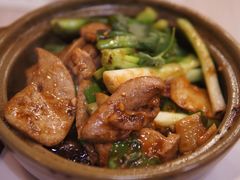 -尝囍煲仔小菜