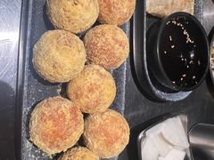 芝士球-吴草鸡爪오초닭발(城阳总店)